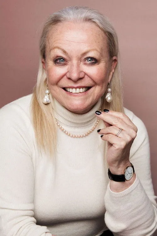 Jacki Weaver photo