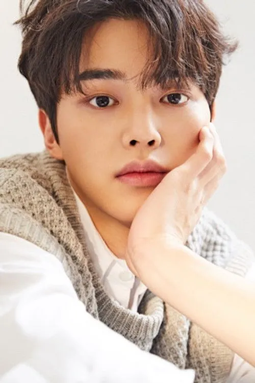 Song Kang photo