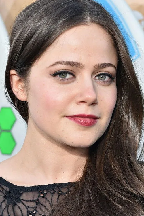Molly Gordon photo
