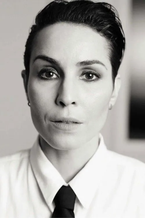 Noomi Rapace photo