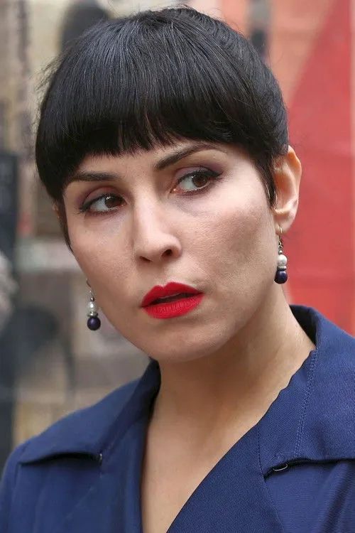 Noomi Rapace photo