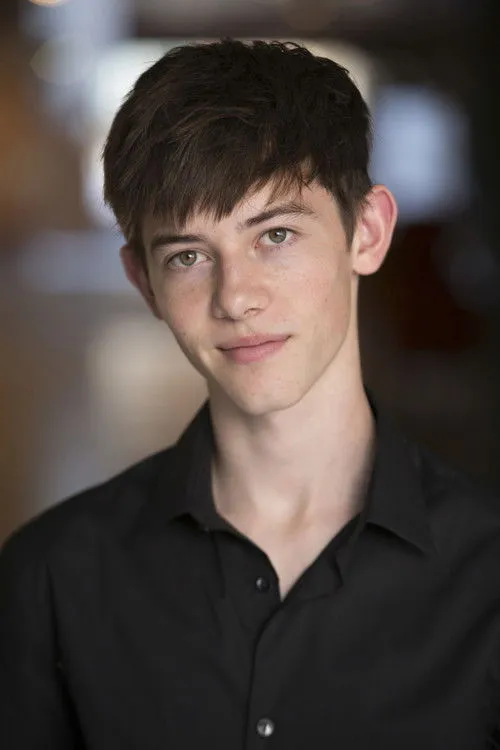Griffin Gluck photo