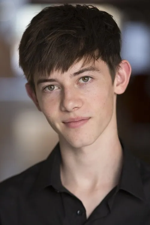 Griffin Gluck photo