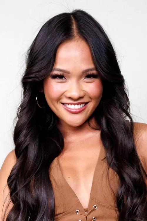 Jenn Tran photo