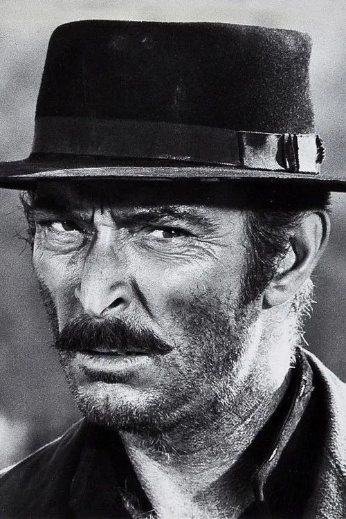 Lee Van Cleef photo