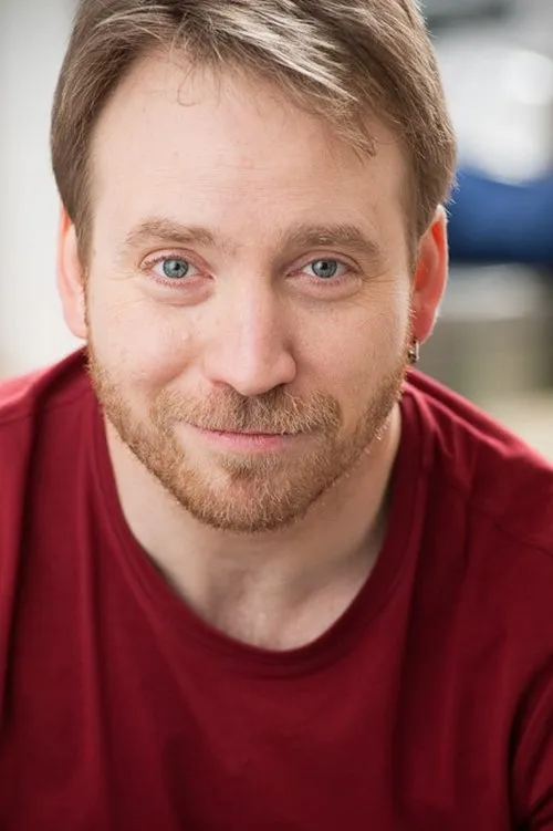 Trevor Devall photo