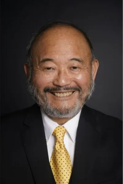 Clyde Kusatsu photo