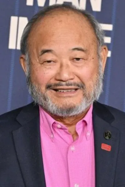 Clyde Kusatsu photo