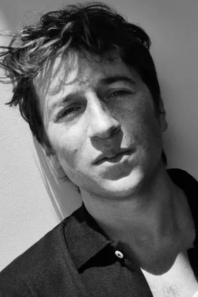 Skyler Gisondo photo