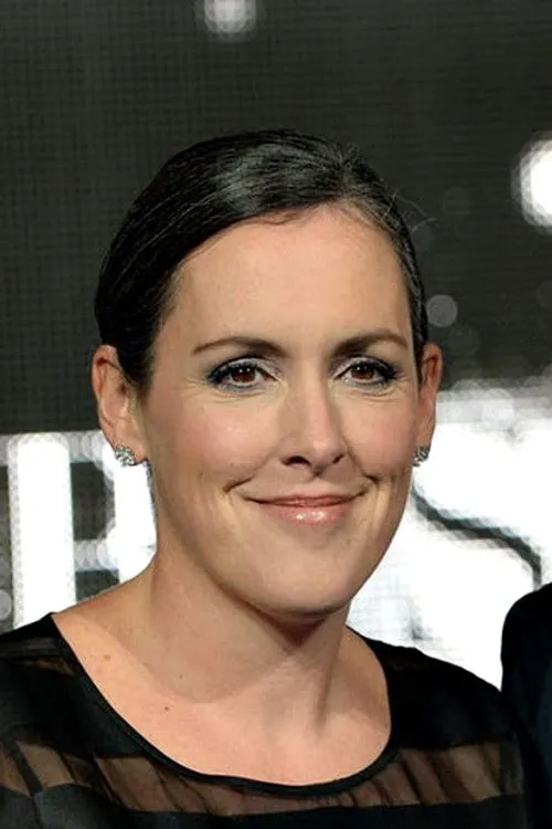 Emma Thomas photo