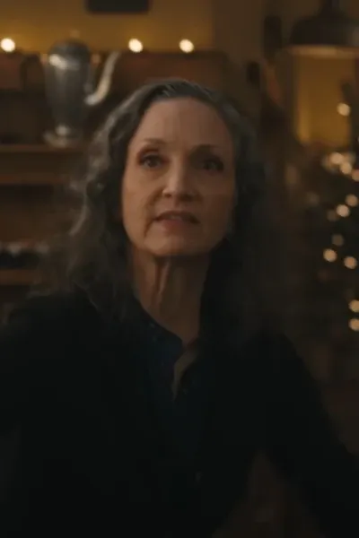 Bebe Neuwirth photo