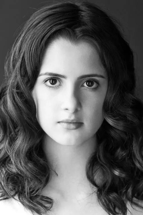 Laura Marano photo