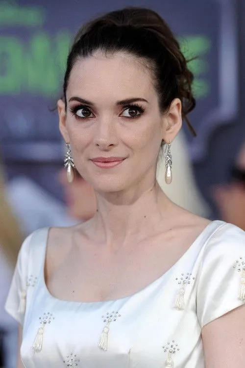 Winona Ryder photo