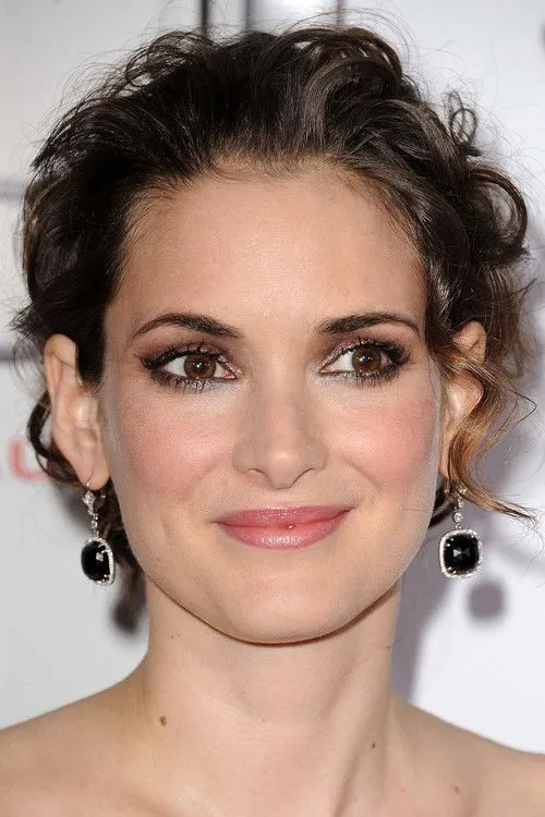 Winona Ryder photo