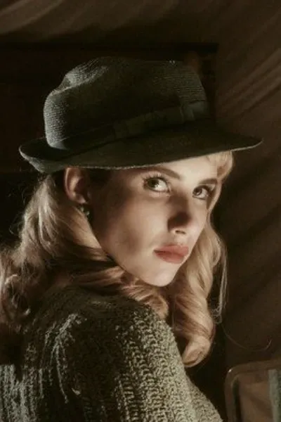 Maggie Esmerelda photo