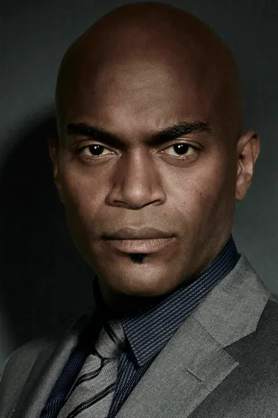 Andrew Stewart-Jones photo