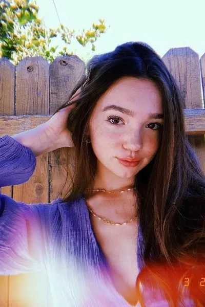 Ruby Jay photo