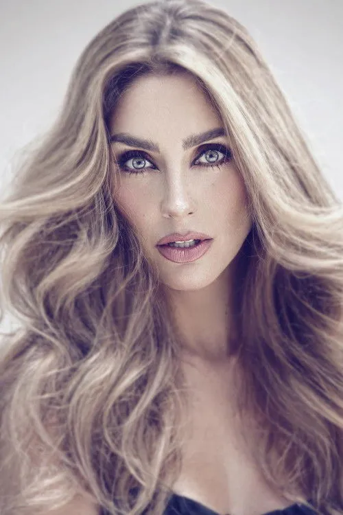 Anahí photo