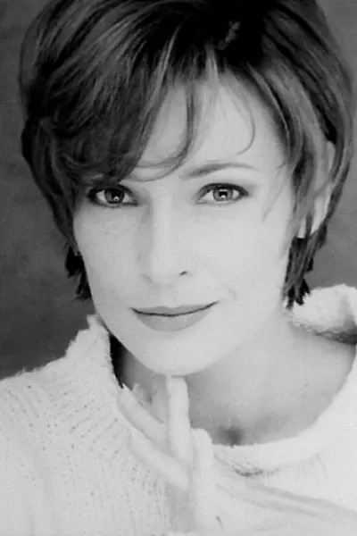Carolyn Hennesy photo