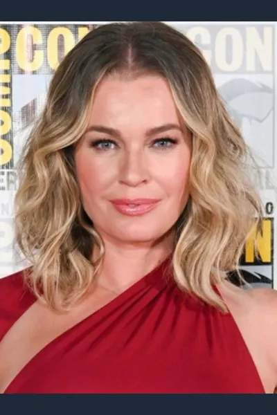 Rebecca Romijn photo