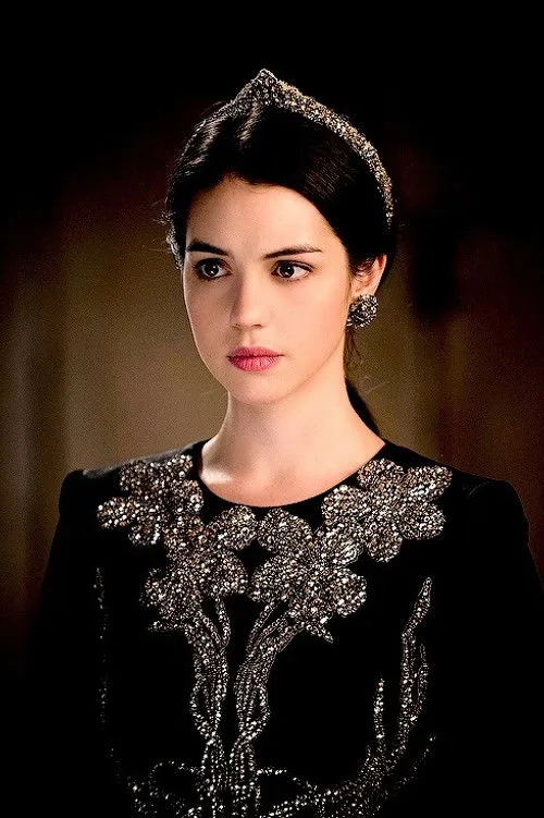 Adelaide Kane photo