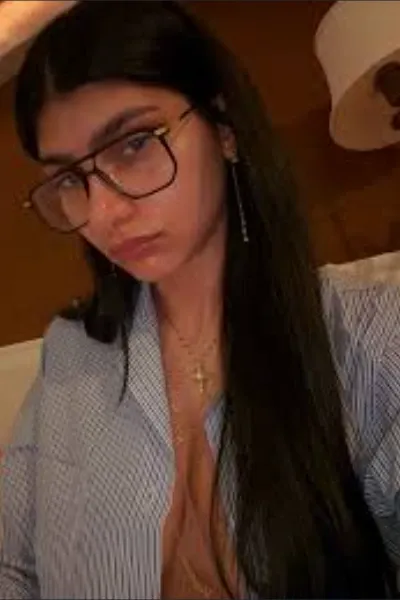 Mia Khalifa photo