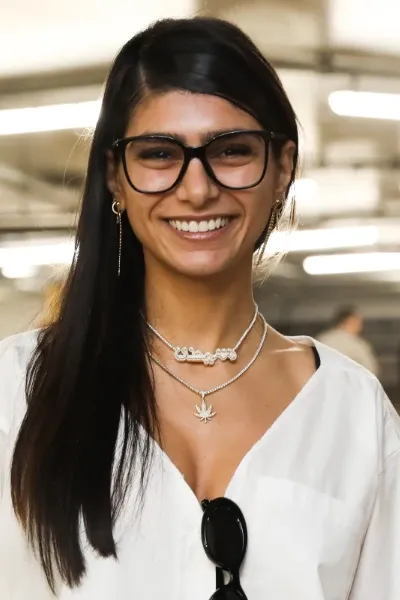 Mia Khalifa photo