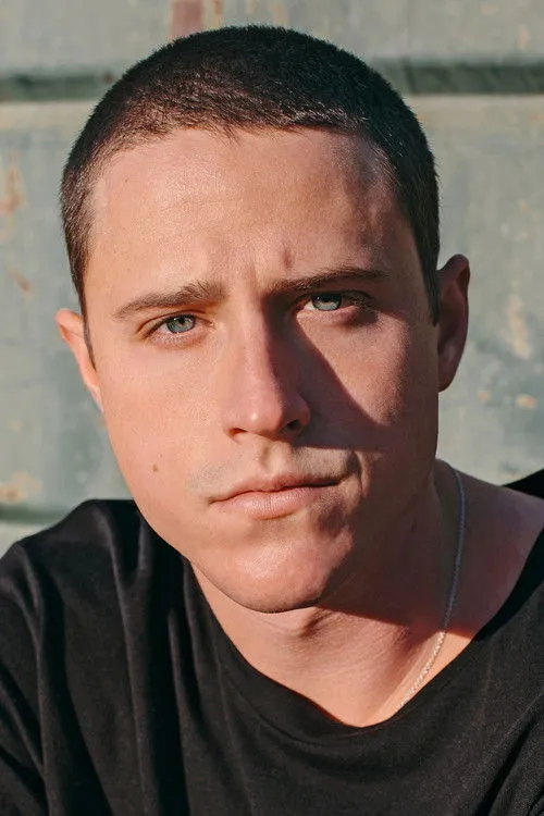 Shane Harper photo