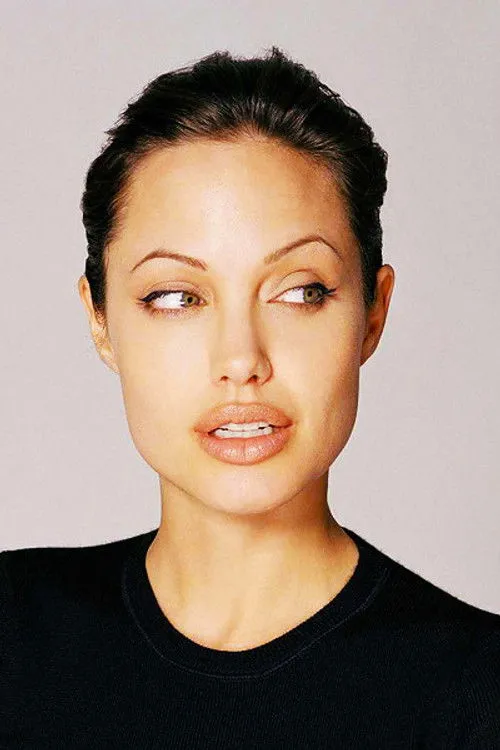 Angelina Jolie photo