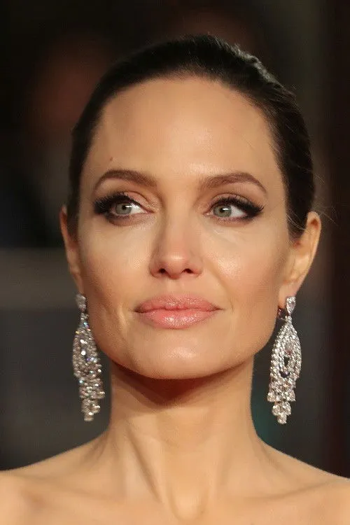 Angelina Jolie photo