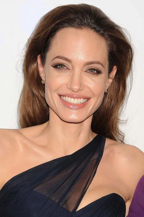 Angelina Jolie photo