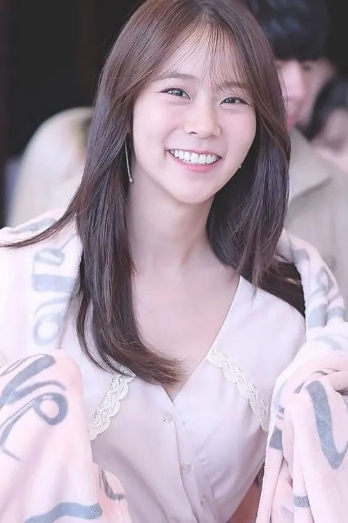 Han Seung-yeon photo