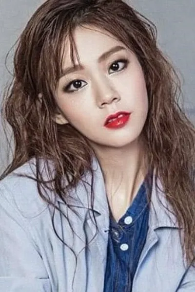 Han Seung-yeon photo