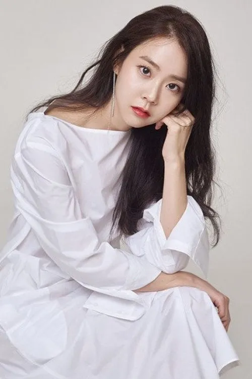 Han Seung-yeon photo