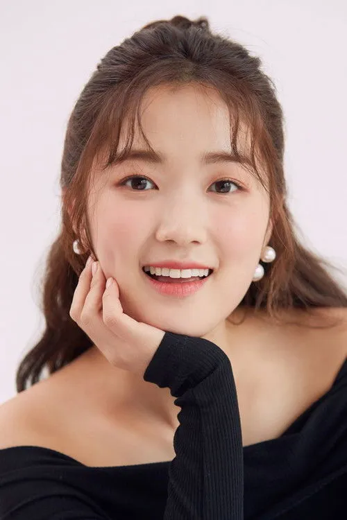 Kim Hye-yoon photo