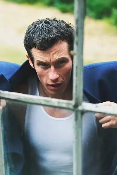 Callum Turner photo