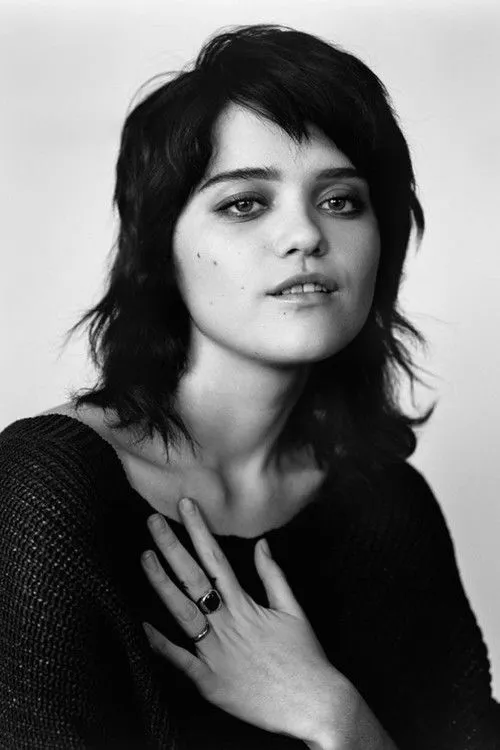 Sky Ferreira photo