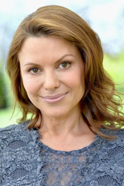 Kari Wührer photo