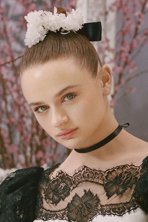 Joey King photo