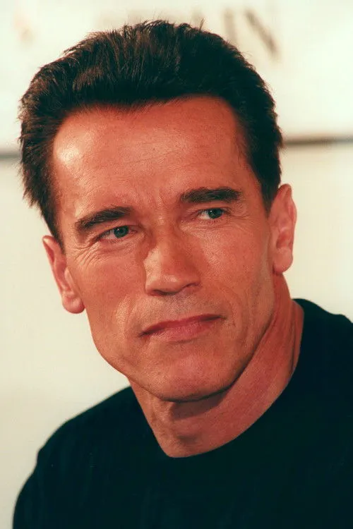 Arnold Schwarzenegger photo