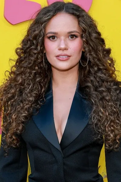 Madison Pettis photo