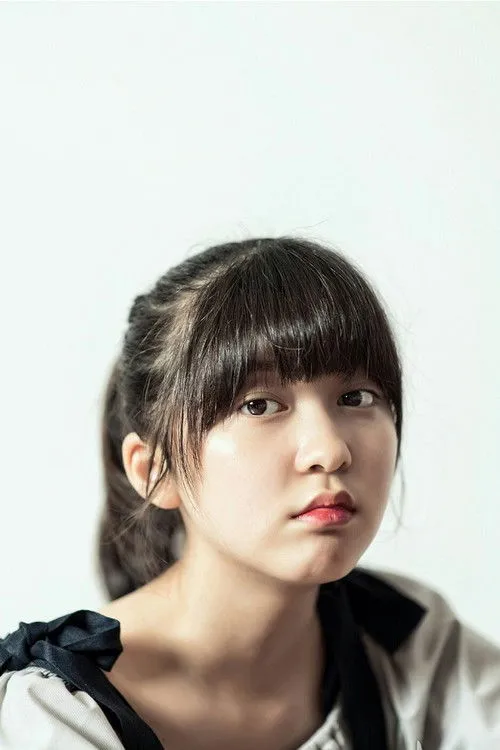 An Seo-hyun photo