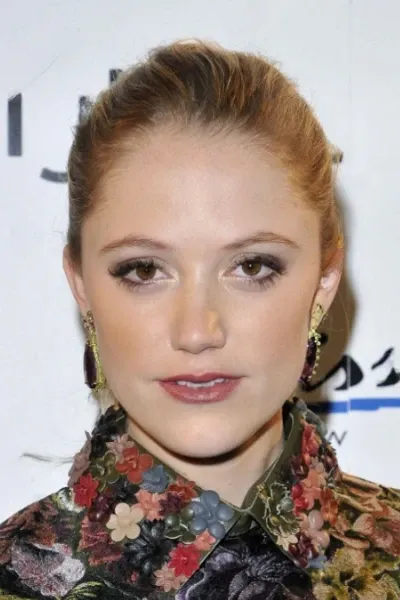 Maika Monroe photo