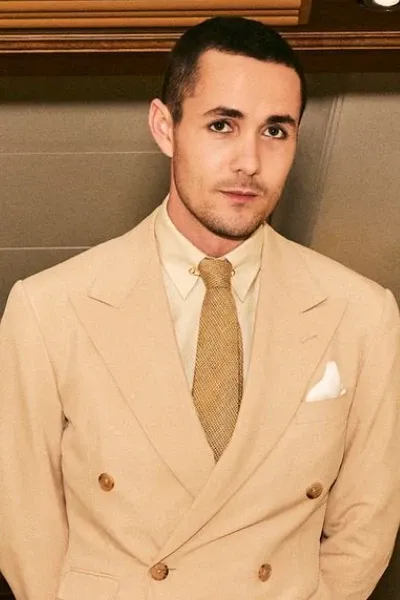 Jonah Hauer-King photo