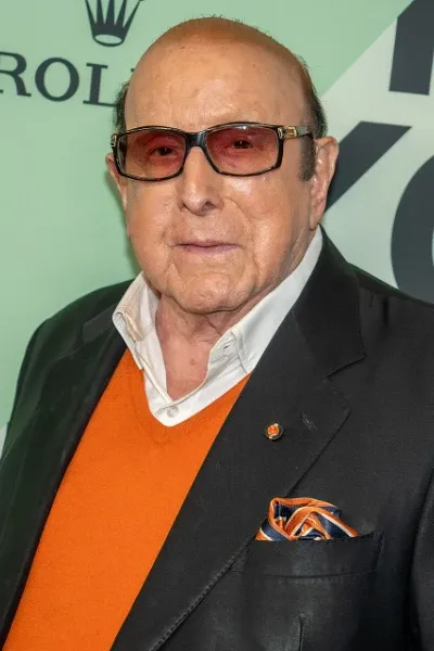 Clive Davis photo
