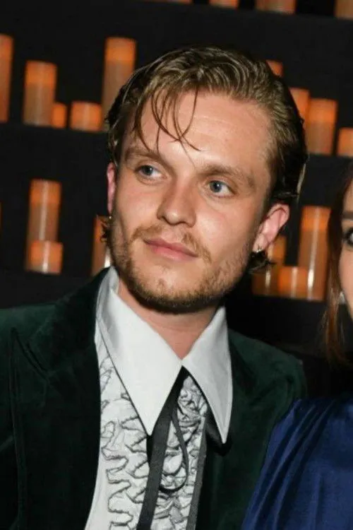 Tom Glynn-Carney photo