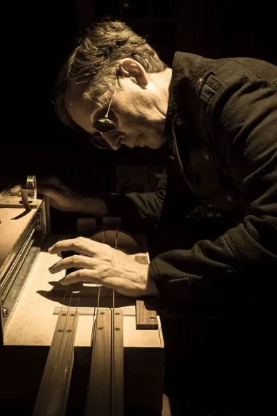Mark Korven photo