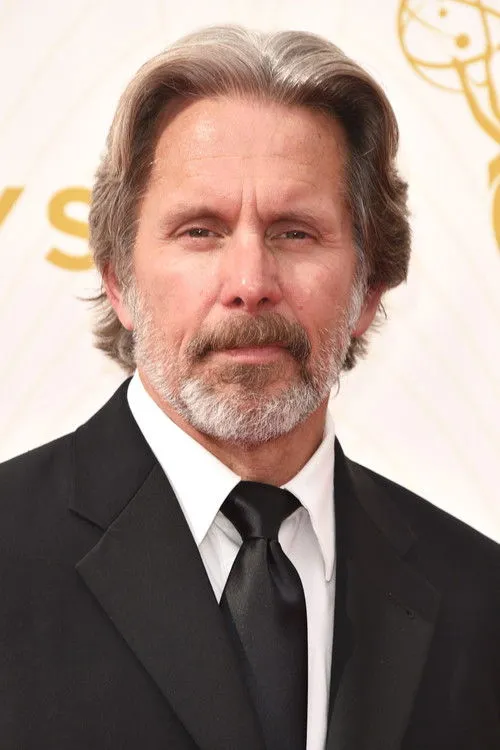 Gary Cole photo