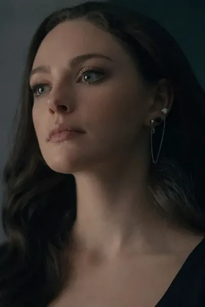 Danielle Rose Russell photo