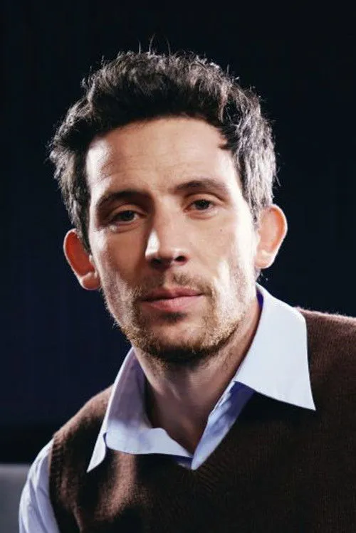 Josh O'Connor photo